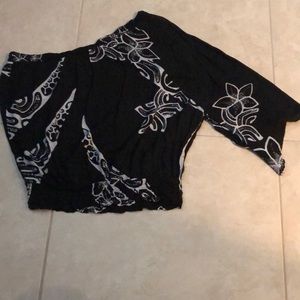 Wahine toa top